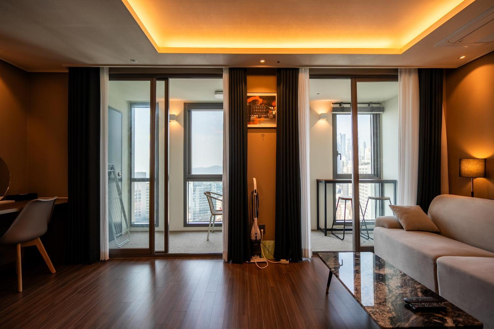 Bona Haeundae Fantastic Ocean View #sea And Haeundae Gunam-ro# * Busan