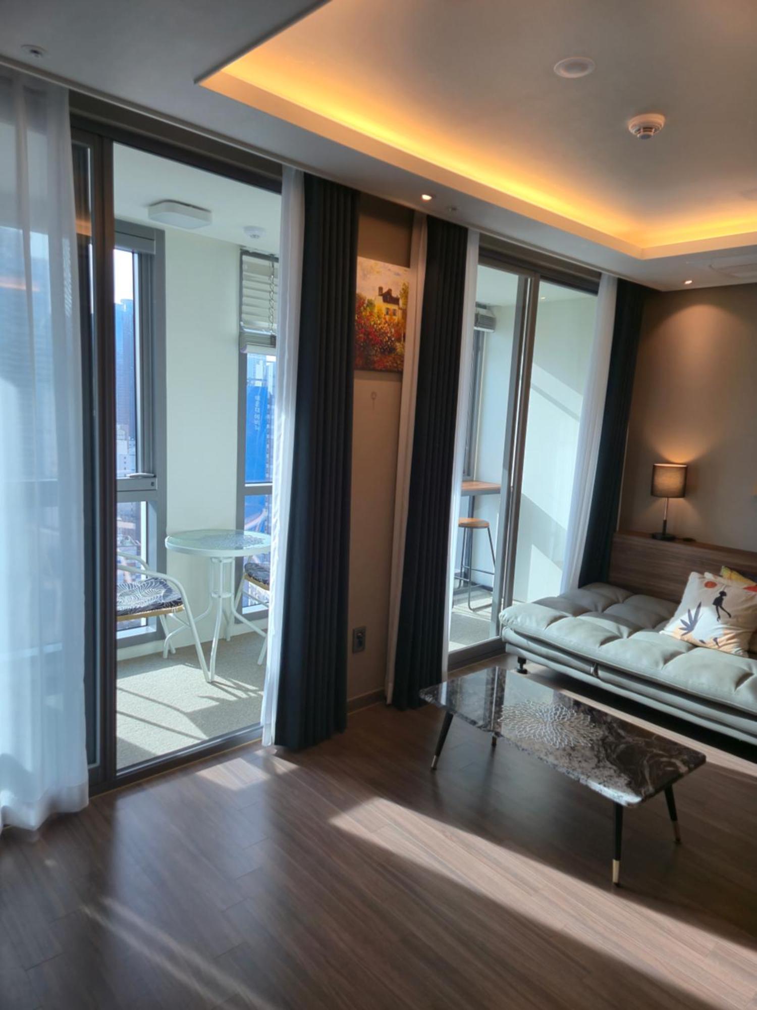 Apartment Bona Haeundae Fantastic Ocean View #sea And Haeundae Gunam-ro#